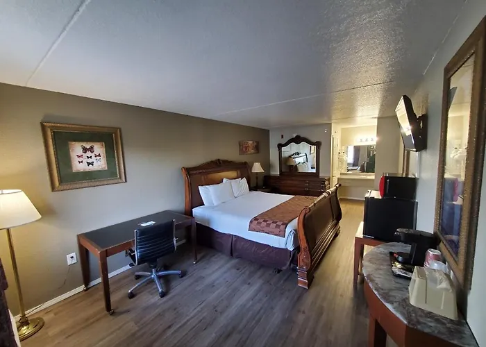 Branson King Resort & Suites